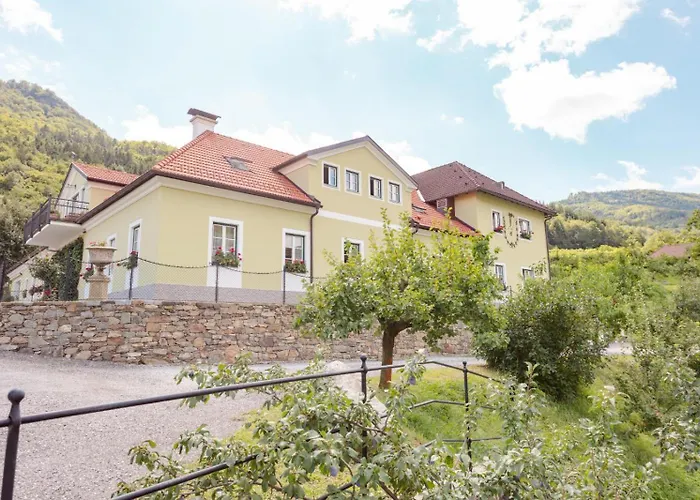 Weingut Rixinger Homestay *