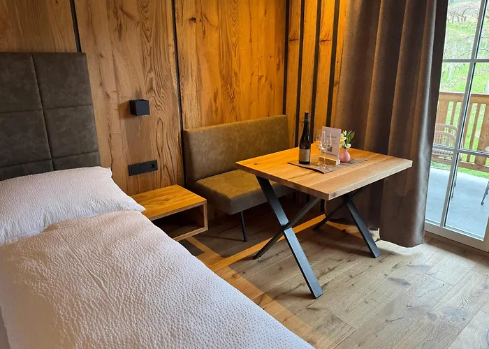 Homestay Weingut Rixinger